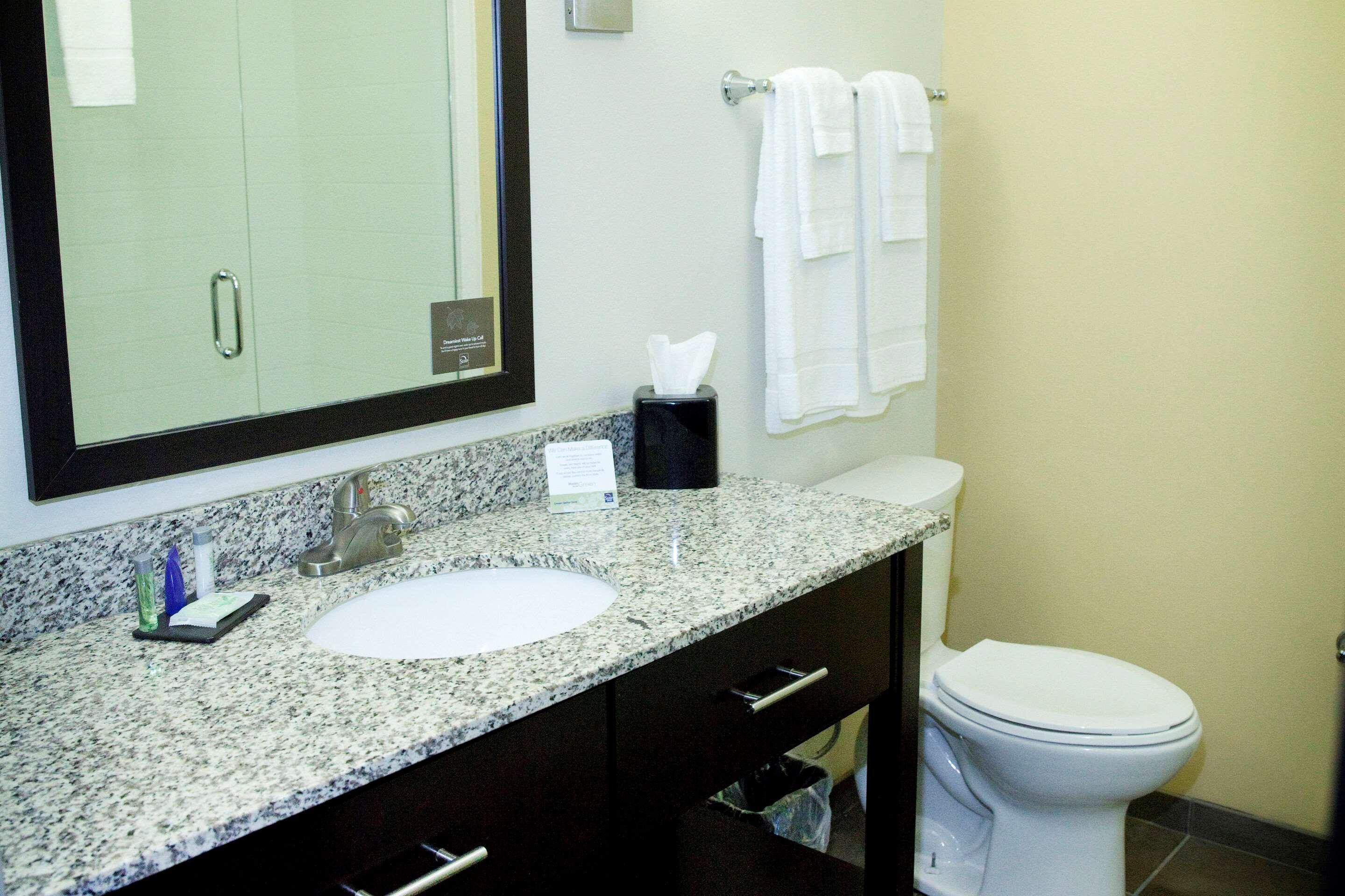 Sleep Inn & Suites Moundsville - Wheeling Εξωτερικό φωτογραφία