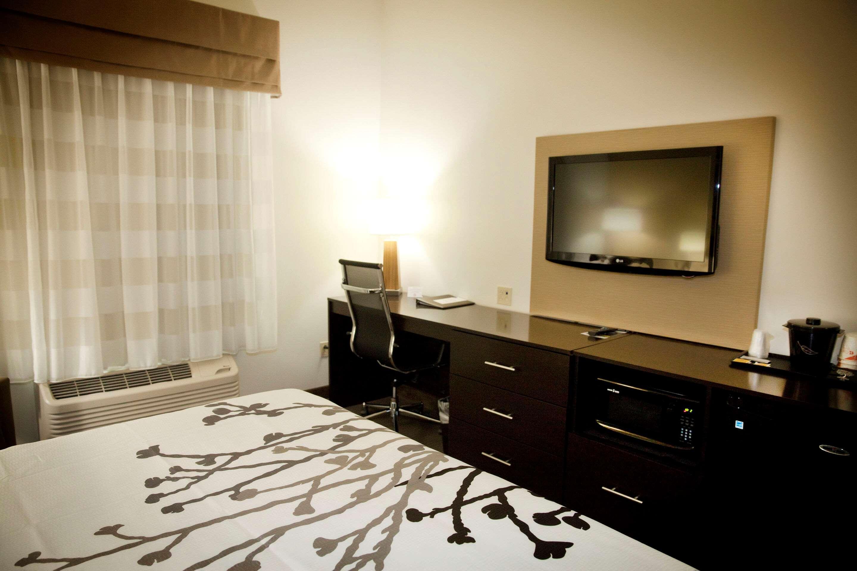 Sleep Inn & Suites Moundsville - Wheeling Εξωτερικό φωτογραφία