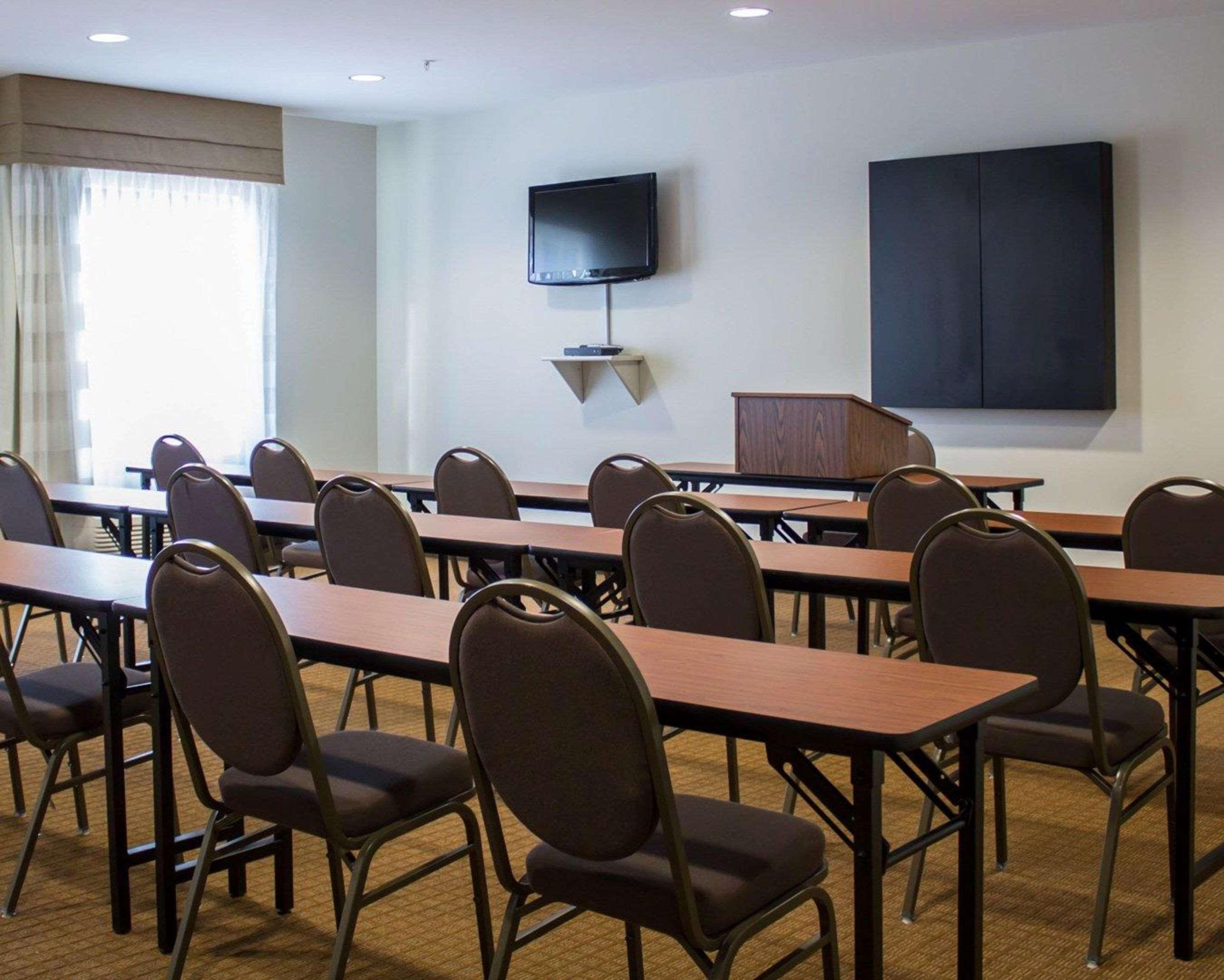 Sleep Inn & Suites Moundsville - Wheeling Εξωτερικό φωτογραφία